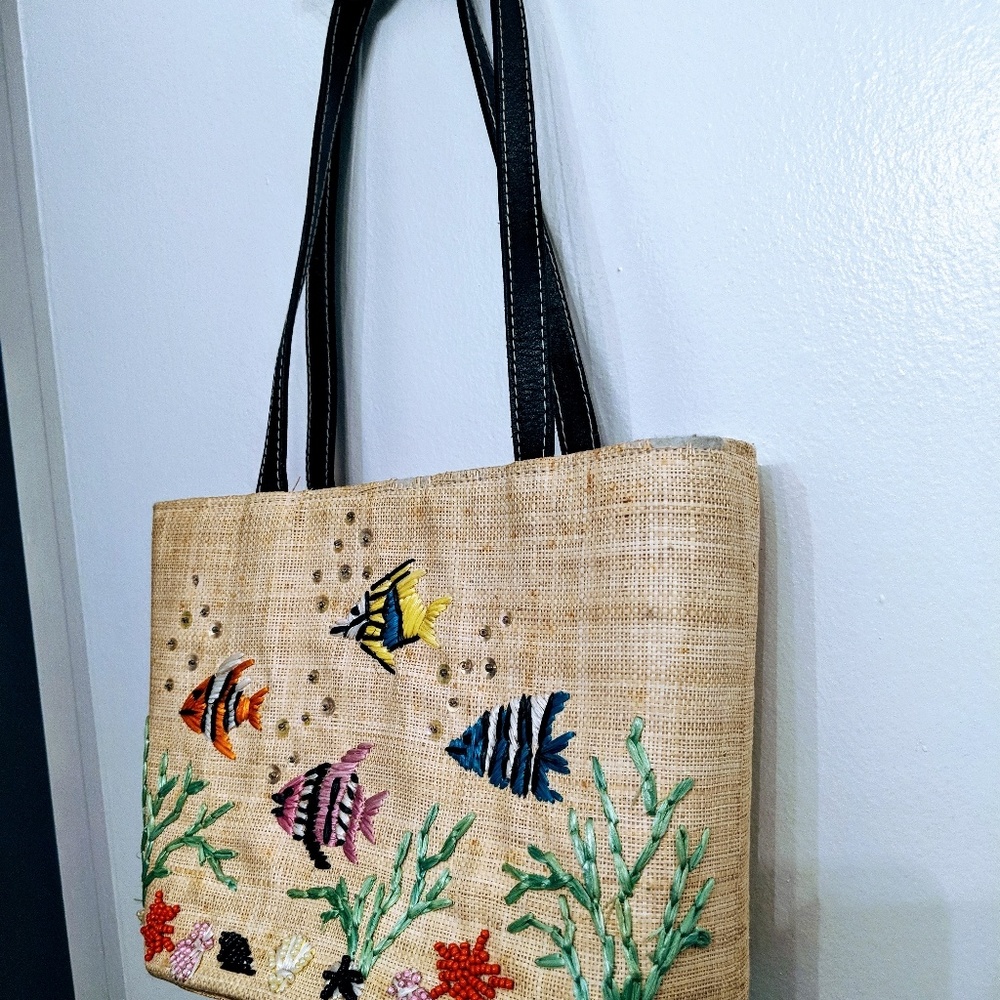 Purses - Picture 5 of 8